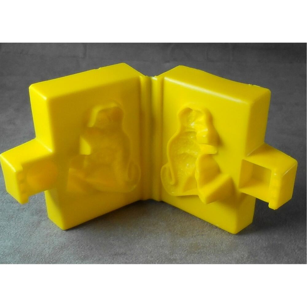 Dinosaur T-Rex 3D Play Dough Mold Yellow Tyranosaurus Rex Folding